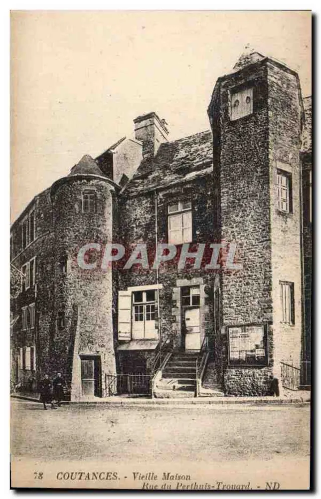 Coutances - Velha Casa - Rua do Perthuis-Trounard - Frente