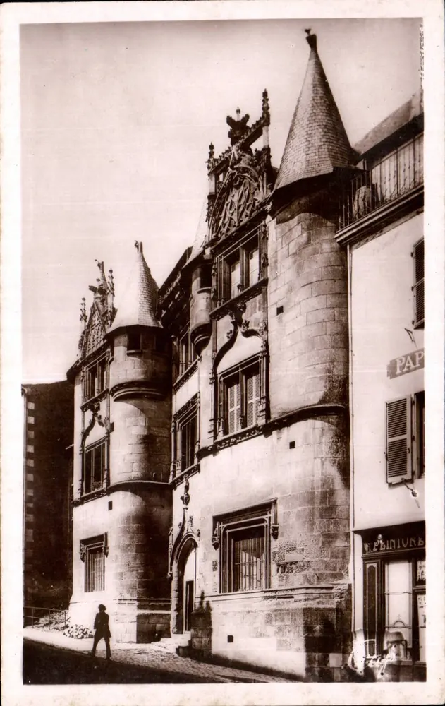 Poitiers — Hotel Prévoté — koniec XV wieku - Awers