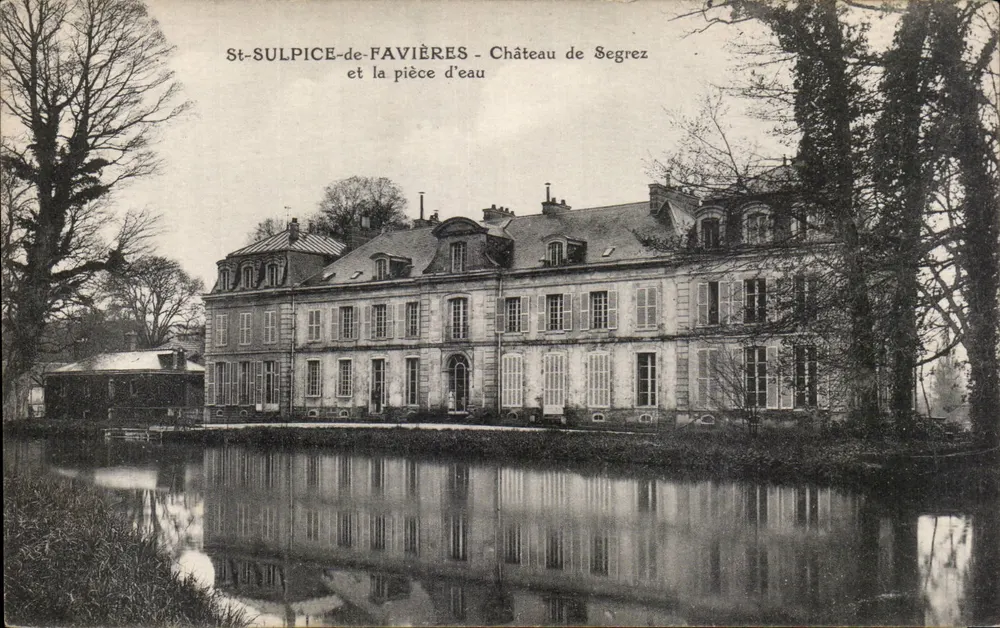 St-Sulpice-de-Favières — Castelo de Segrez e a área de água - Frente