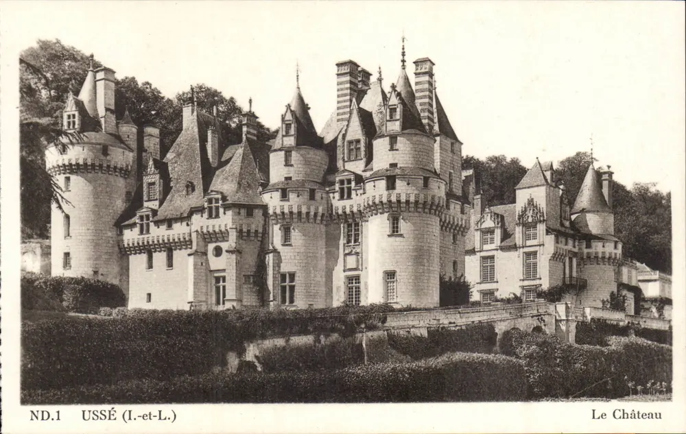 Ussé (Indre-et-Loire) — O Castelo — ND.1 - Frente