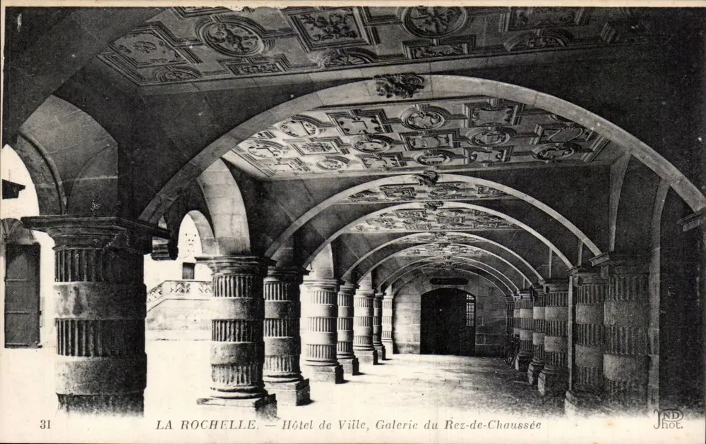 La Rochelle — Hotel de Ville, Galeria do Rez-de-Chaussée — JND Phot. - Frente