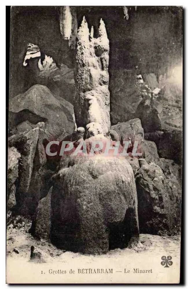 Grutas de BÉTHARRAM — O Minarete - Frente