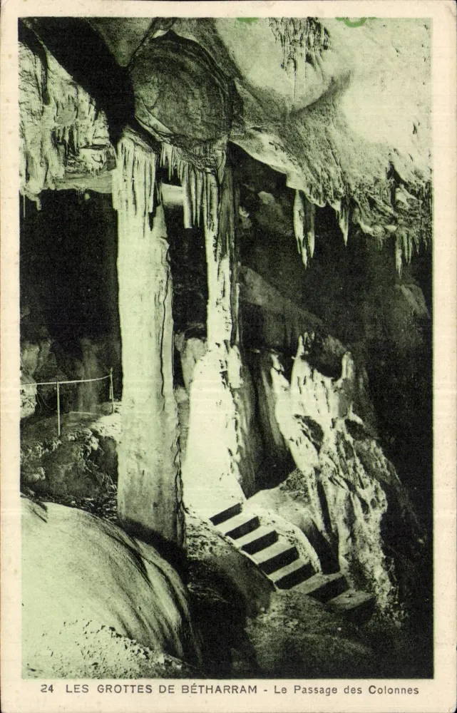 As Grutas de Bétharram - O Passagem das Colunas — Edição dos Arts Décoratifs, n°24 - Frente