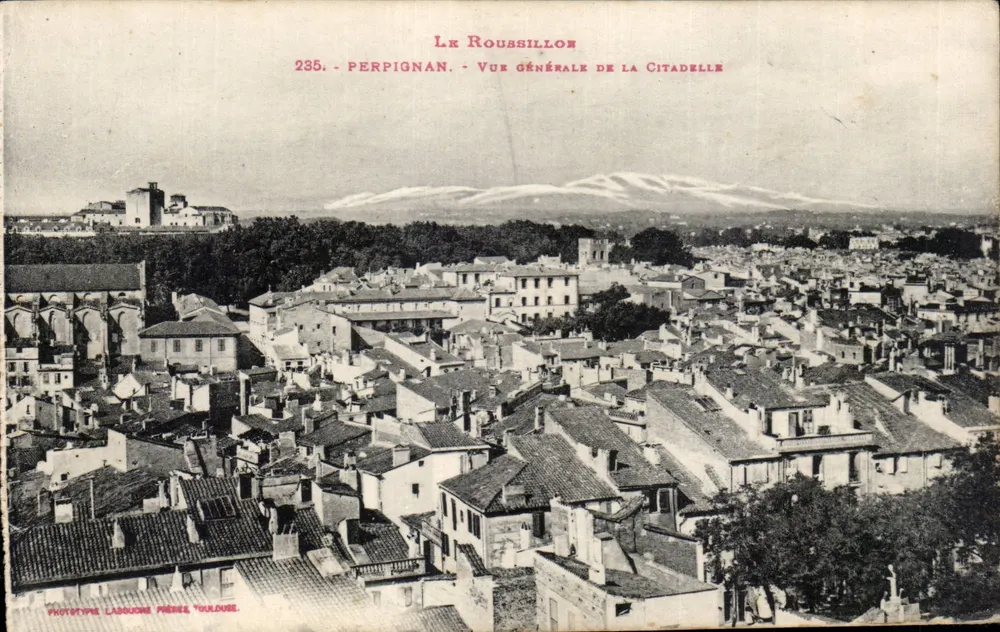 Perpignan - Vista geral da cidadela — Fototipo Lassusne Frères Toulouse, n° 285 - Frente