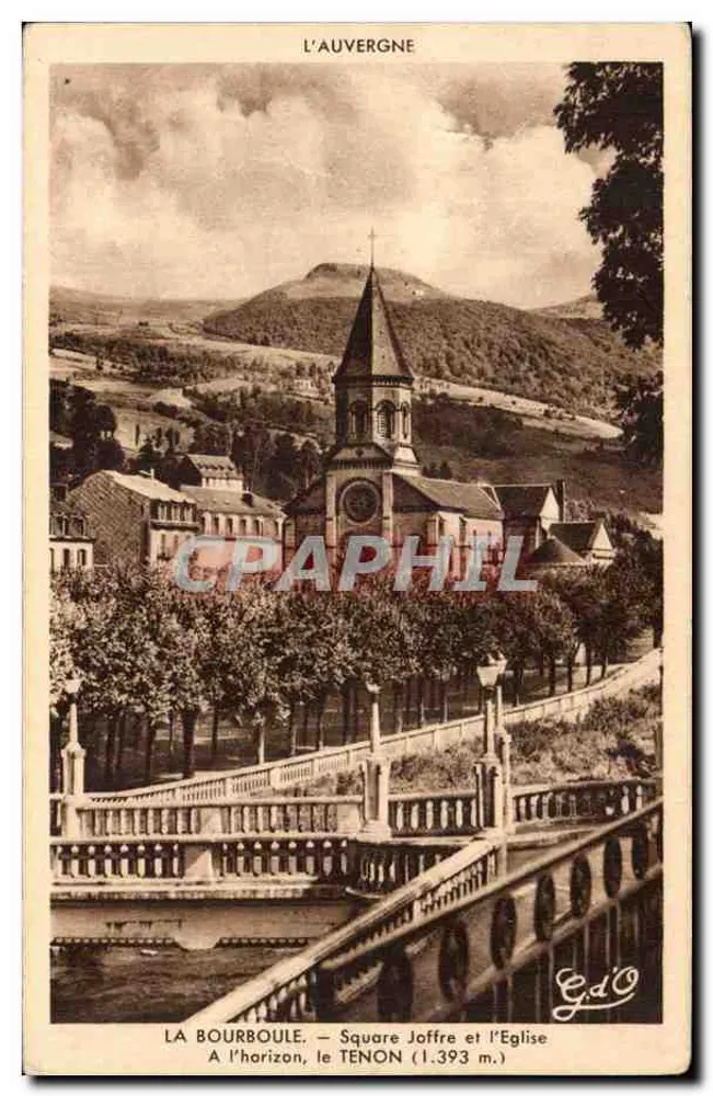 La Bourboule — Platz Joffre und die Kirche — Im Hintergrund der Tenon (1.393 m.) — G.d'O - Vorderseite