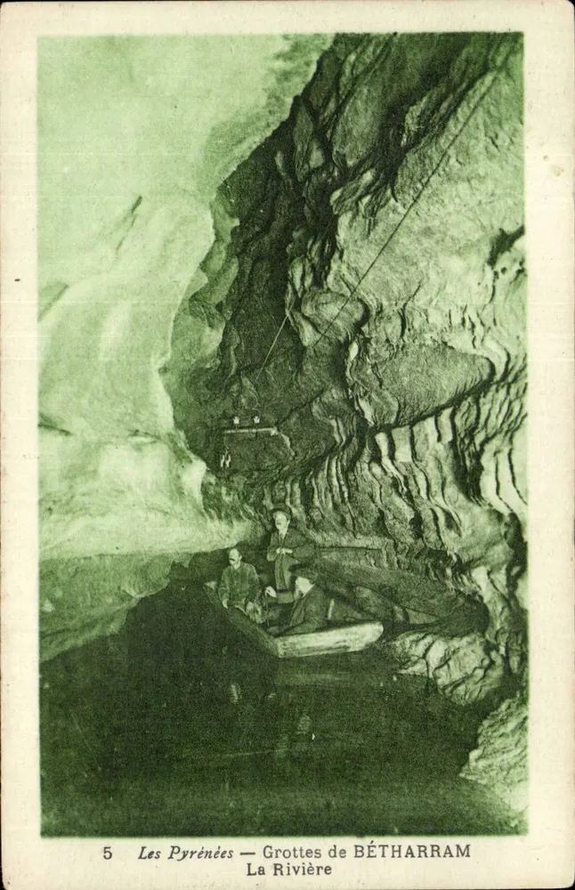 As Pirineus — Grutas de BÉTHARRAM — A Rio - Frente