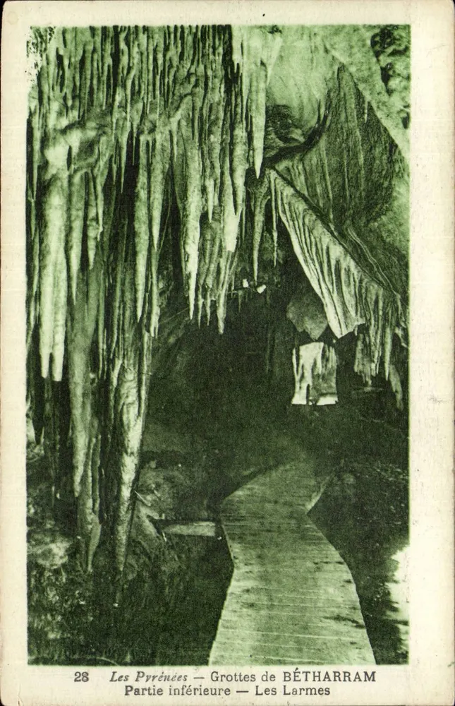 Die Pyrenäen — Höhlen von BÉTHARRAM — Unterer Teil — Les Larmes - Vorderseite