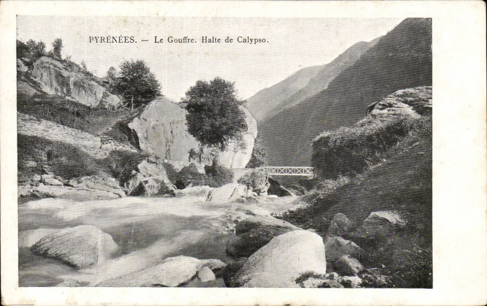 PYRÉNÉES — O Gouffre. Parada de Calypso. - Frente