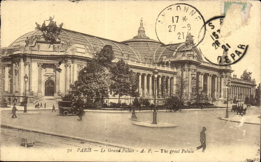 PARIS — O Grande Palácio — A. P. — O grande Palácio - Frente