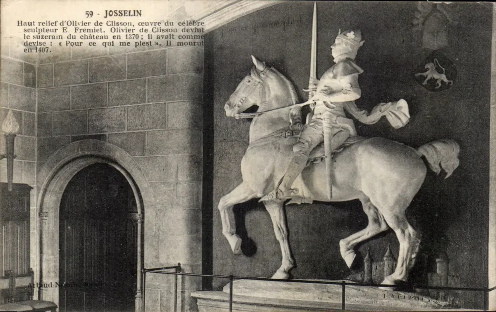 Josselin — Alto-relevo de Olivier de Clisson — Artaud Nantes - Frente