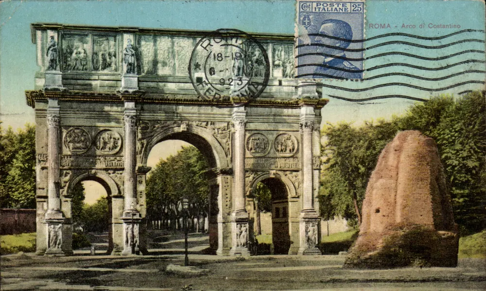 Rom - Arch von Konstantin — Ansicht des Denkmals mit italienischem Poststempel und Kürzel - Vorderseite