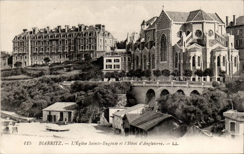 Biarritz — Kirche Saint-Eugénie und das Hotel d'Angleterre — n° 145 - Vorderseite