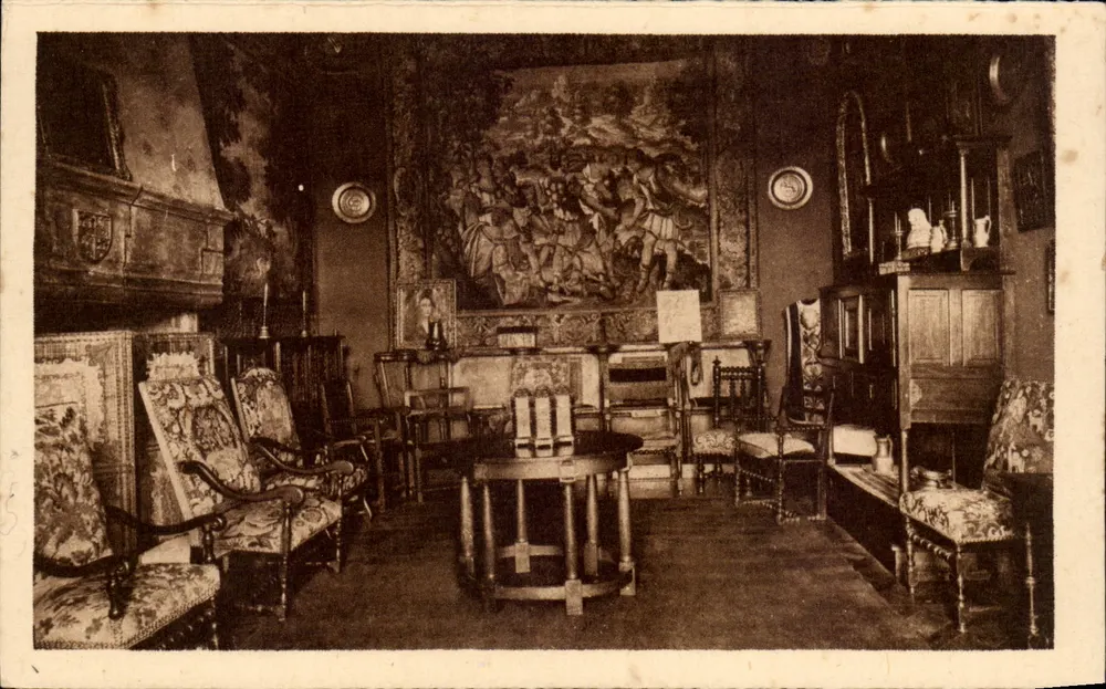 Schloss Castelnaud, nahe Bretenoux (Lot) — Saal Luynes — Verlag: Les Belles Cartes Illustrées « Flim » - Vorderseite