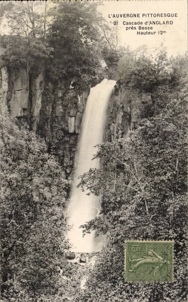 Cascade d'Anglard — nahe Besse — Die malerische Auvergne - Vorderseite