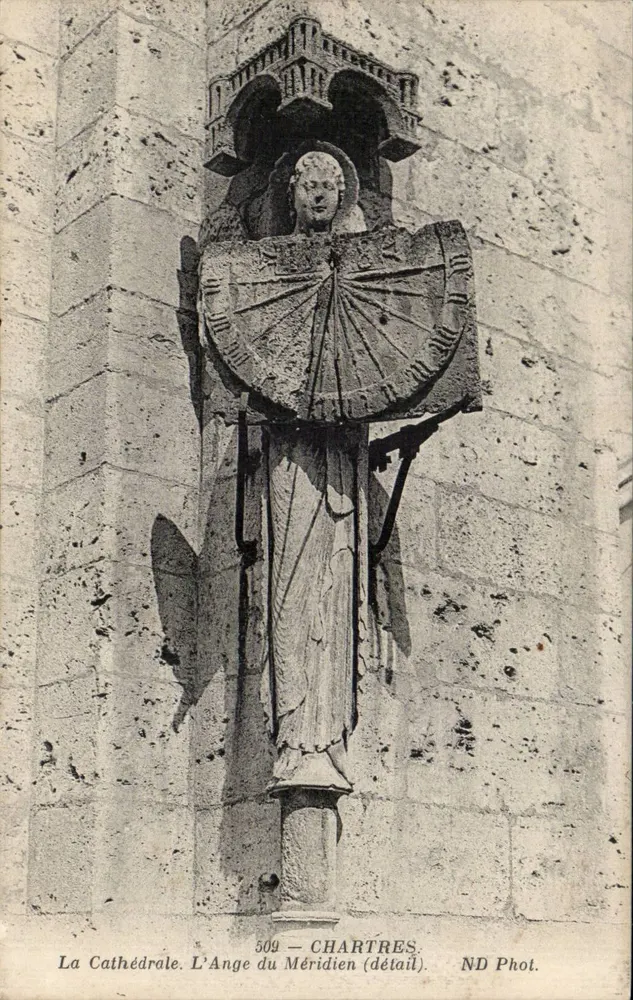 Chartres — Die Kathedrale. Der Meridianengel (detail) — ND Phot. n° 509 - Vorderseite