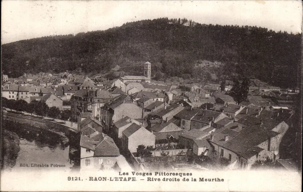Raon-l'Étape — Rechte Seite der Meurthe — Die malerischen Vosges — Buchhandlung Poirson, Nr. 9121 - Vorderseite
