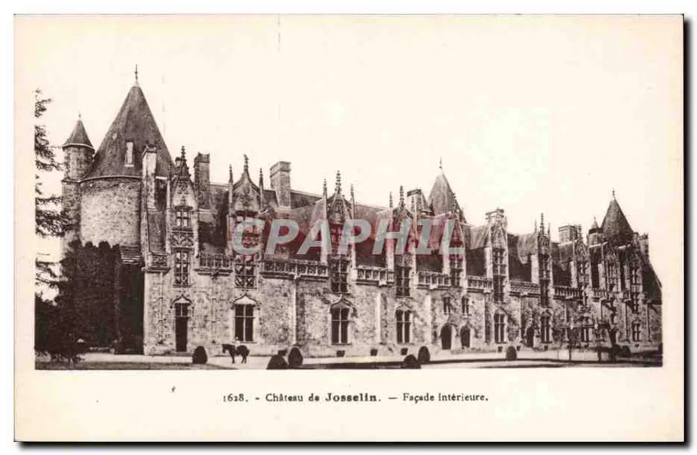 Zamek Josselin — Wewnętrzna fasada — Laurent-Ne-Hanthes - Awers