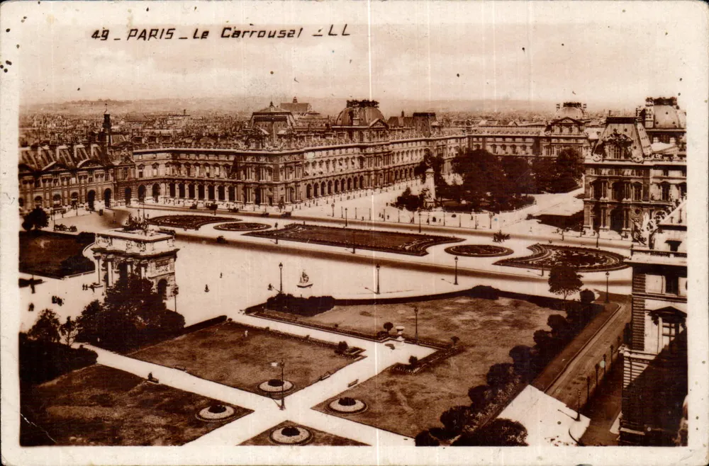 Paris - Le Carrousel — vista aérea — LL - Frente