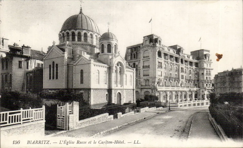 Biarritz — Die Russische Kirche und das Carlton-Hotel — LL. — Nr. 156 - Vorderseite