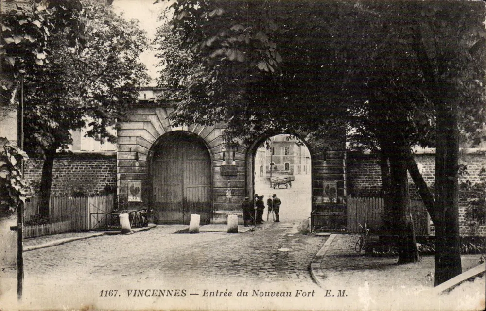 Vincennes — Entrada do Novo Forte — E.M. n°1167 - Frente