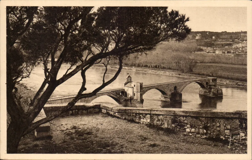 Der Pont Saint-Bénézet von der Rocher du Dom aus gesehen — Avignon (Vaucluse) — Éditions Yvon, Paris - Vorderseite