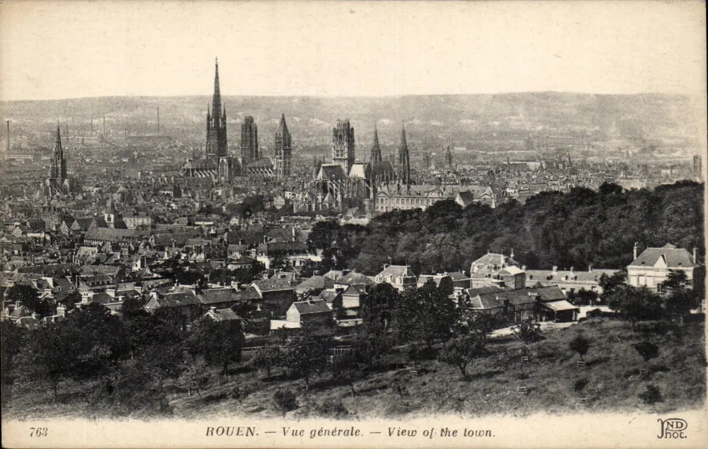 Rouen — Vista geral — View of the town — NDHOT. 763 - Frente
