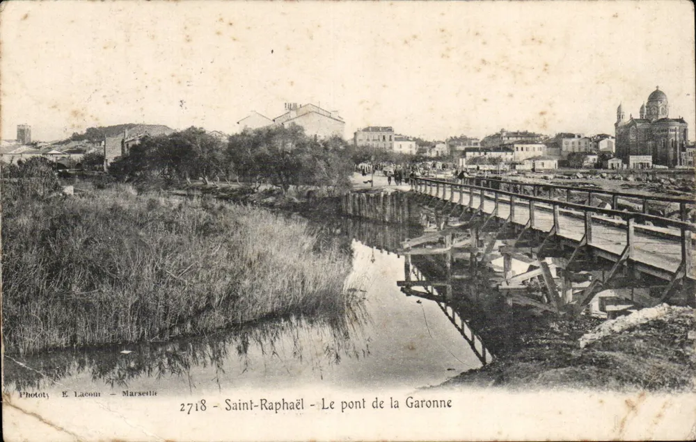 Saint-Raphaël — O ponte da Garonne — Phototy E. Lacon - Marsettie, n°2718 - Frente