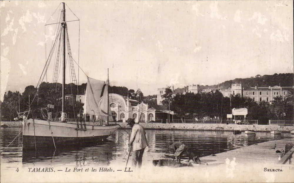 Tamaris — Der Hafen und die Hotels — LL. — Selecta - Vorderseite