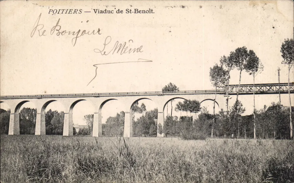 Poitiers — Viaduto de St-Benoît — Re Bonjaur - Frente