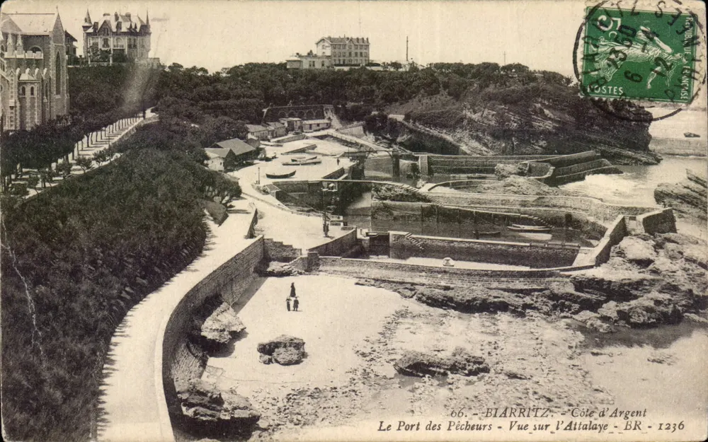 O Porto dos Pescadores - Vista sobre a Attalaye - Biarritz - Côte d'Argent - Frente