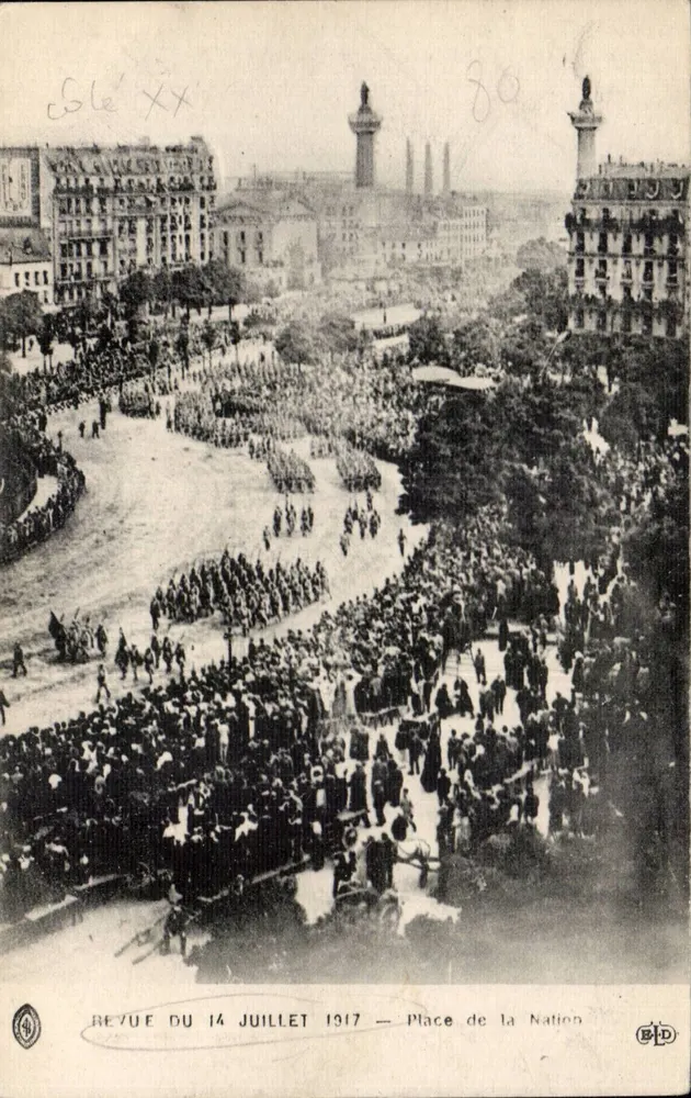 Revue vom 14. Juli 1917 — Place de la Nation — E. La Daley, Verlag - Druckerei 127, Boulevard de Sébastopol, Paris - Vorderseite