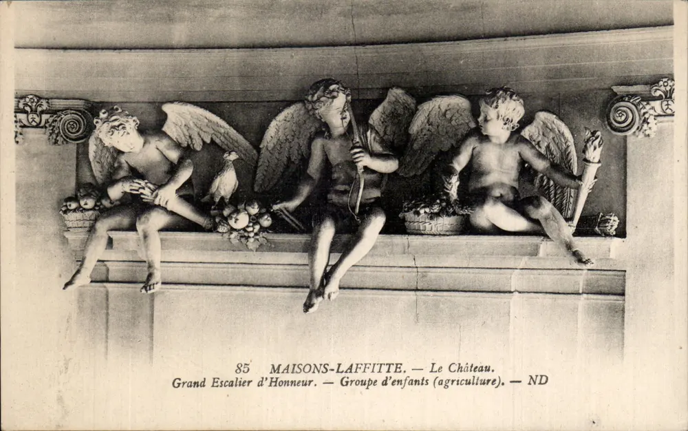 MAISONS-LAFFITTE — Schloss. Großer Ehrenstiege — Gruppe von Kindern (Landwirtschaft). - Vorderseite