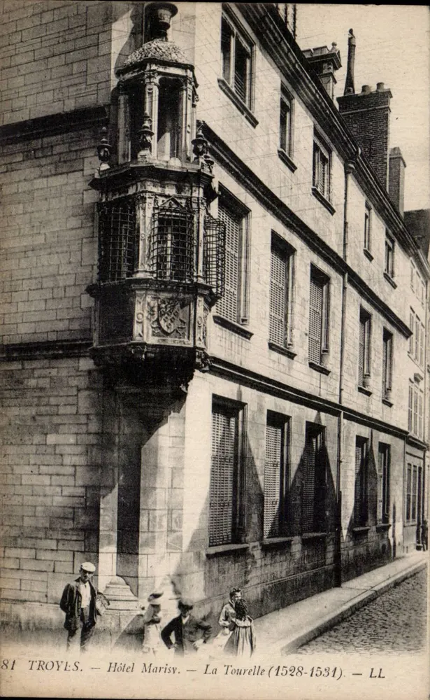 Troyes — Hotel Marisy — A Torre (1528-1531) — LL - Frente