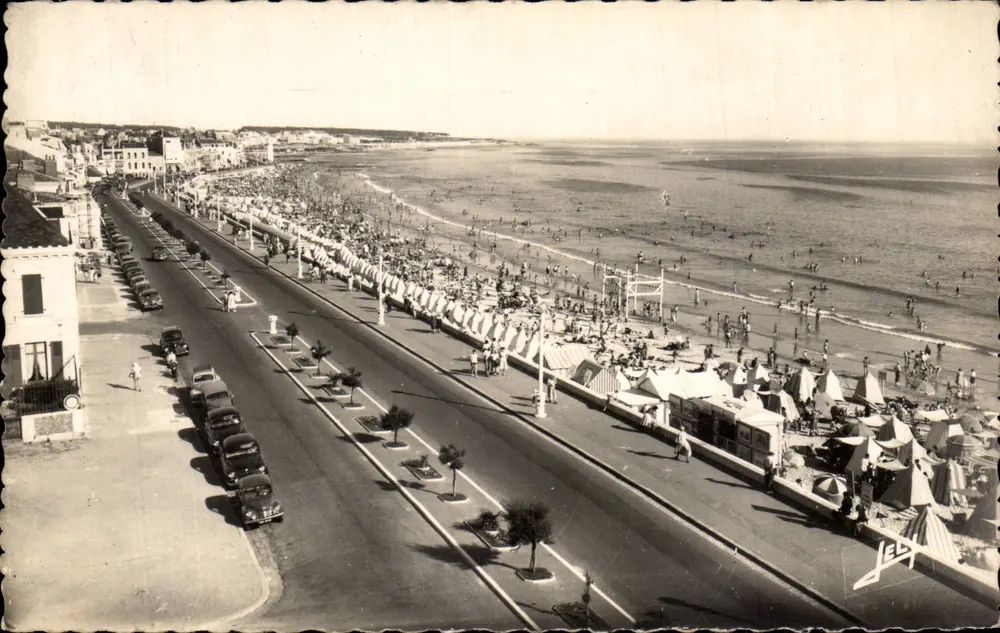 Les Sables-d'Olonne — A Praia — Edições Jehly-Poupin - Frente