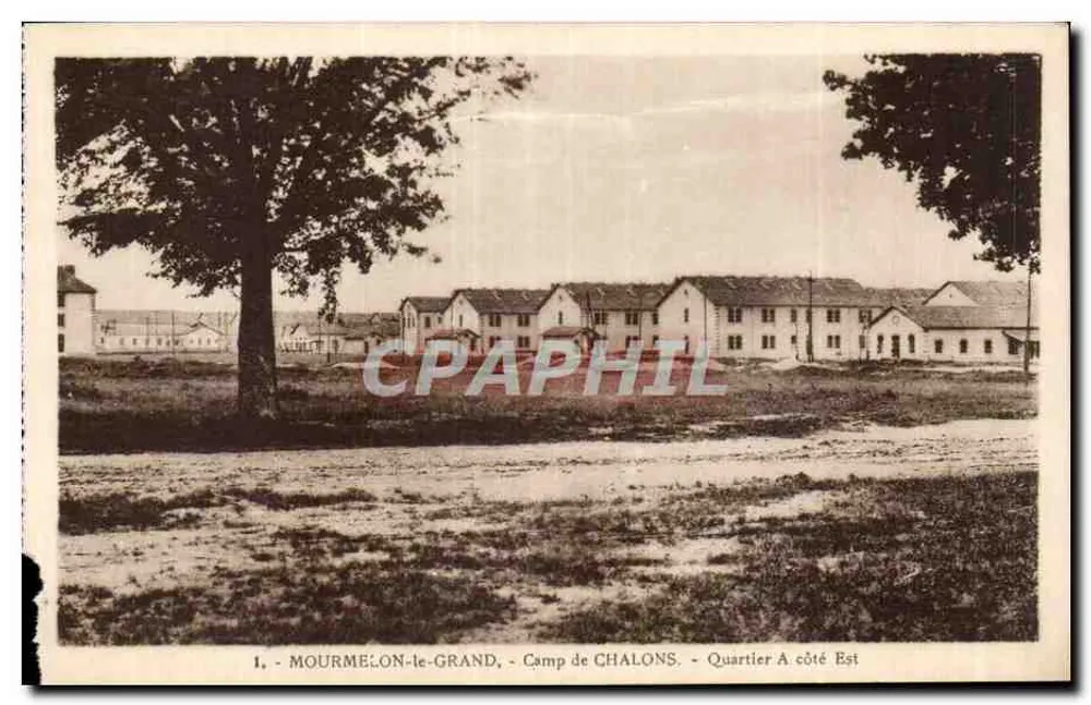 Mourmelon-le-Grand — Camp de Châlons, Quartier A côté Est — Wydawnictwo P. Mutte - Awers