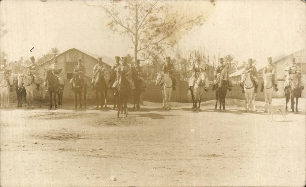 Kavallerieregiment — Ägypten — Antike Ansichtskarte - Vorderseite