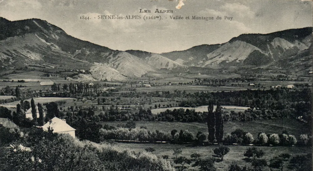 Seyne-les-Alpes — Tal und Berg Puy — unbekannter Verlag, Seriennummer nicht sichtbar - Vorderseite