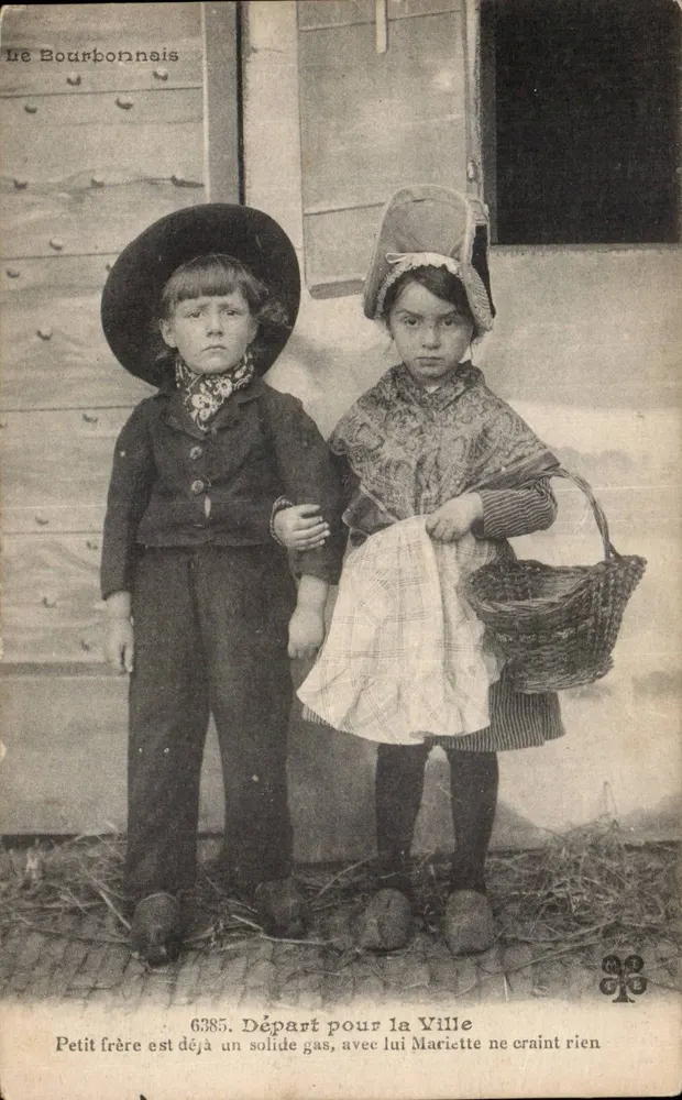 Zwei Kinder — Abreise in die Stadt — Le Bourbonnais, n°6385 - Vorderseite