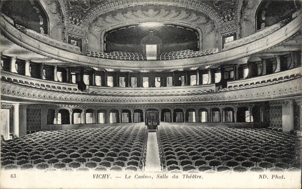 Vichy — Das Casino, Saal des Theaters — ND. Fotografie n°63 - Vorderseite