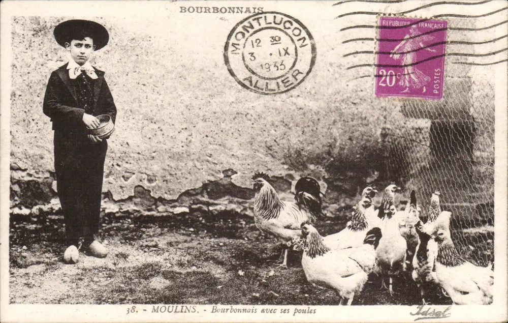 Bourbonnais com suas galinhas — 38. MOULINS — Edições Idsel - Frente