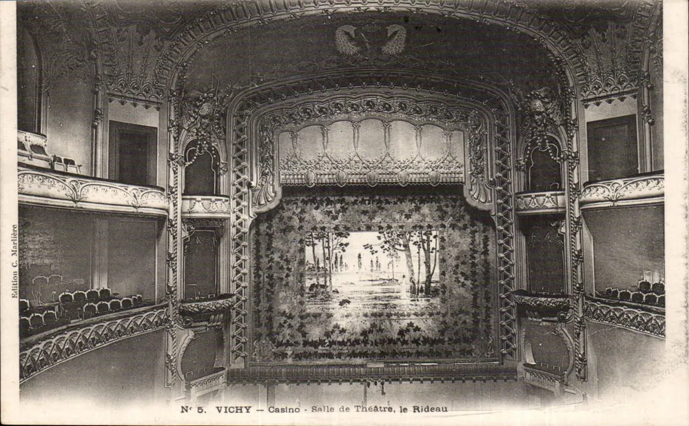Vichy - Casino - Theaterhalle, der Vorhang - Vorderseite