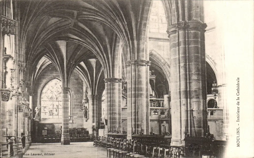 Moulins - Interior da Catedral — editor Almine Laurent - Frente