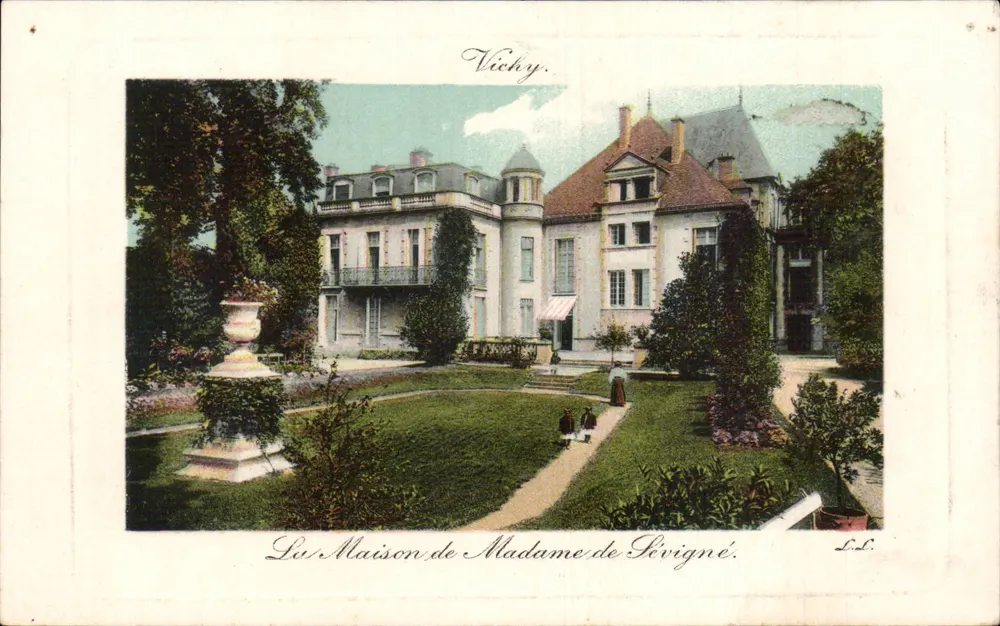 A Casa da Senhora de Pévigné — Vichy — L.L. - Frente