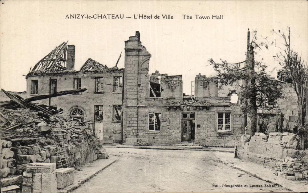 ANIZY-le-CHATEAU — Rathaus — Hôtel de Ville - Vorderseite