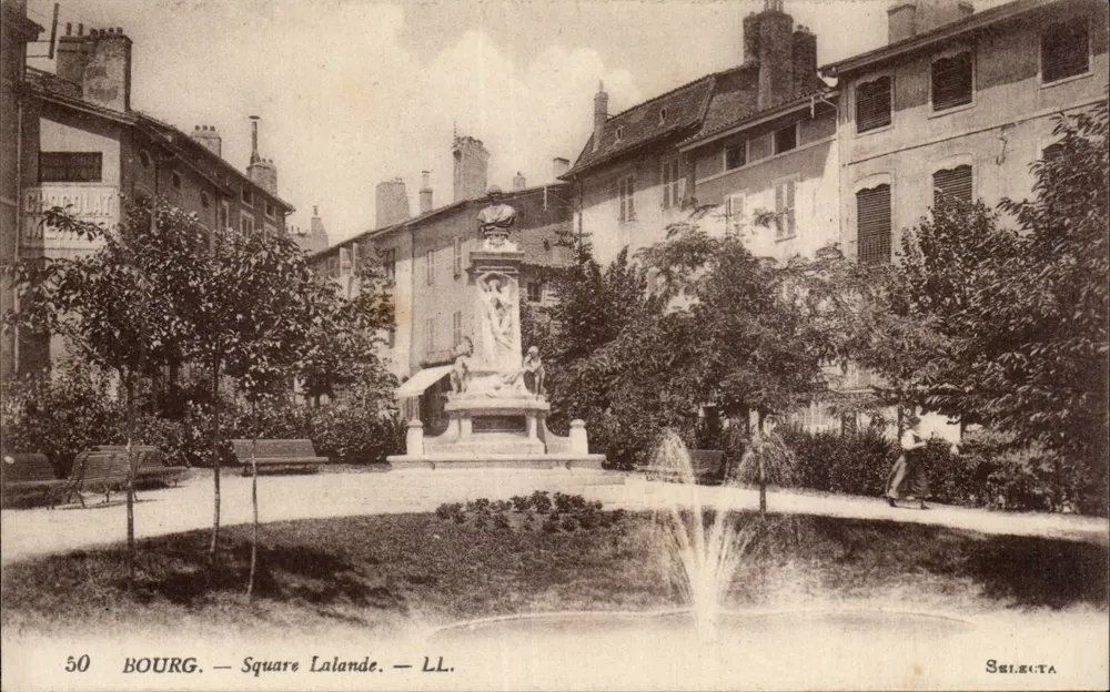 Bourg — Praça Lalande — Selecta - Frente