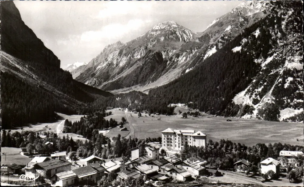 Pralognan-la-Vanoise — Ansicht des Foyers der Generalen Genossenschaftsversicherung der P. und T. — Combier Imprimerie (S.aet.l.) - Vorderseite