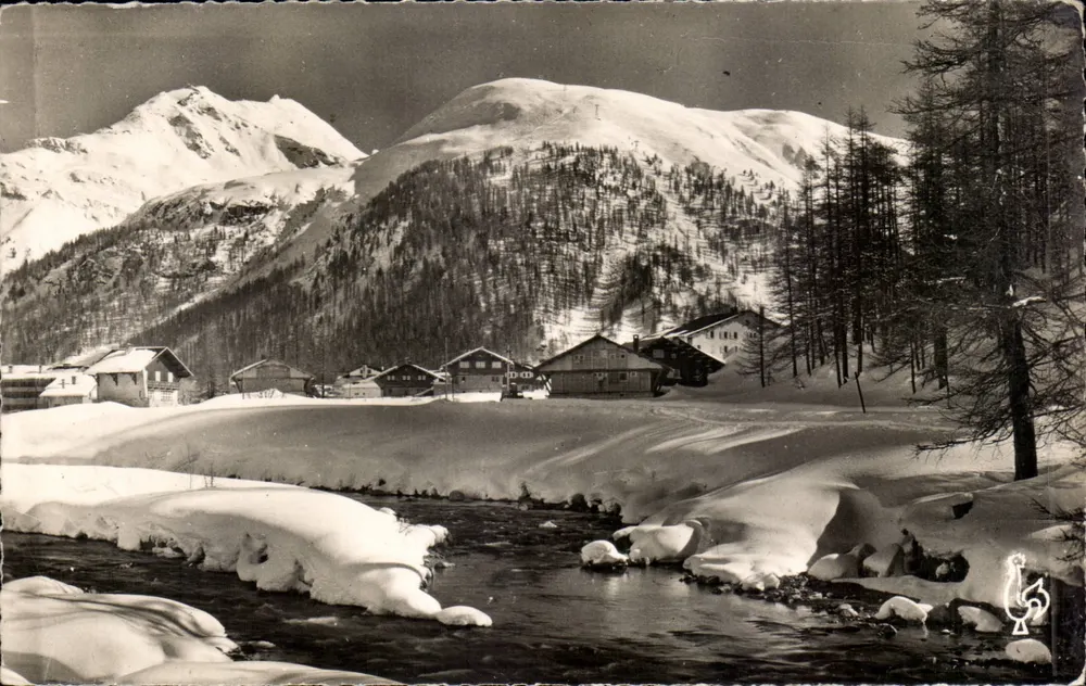 Val d'Isère (Savoie) — Winteransicht mit Bach — Les Tirages Modernes, n°1 - Vorderseite