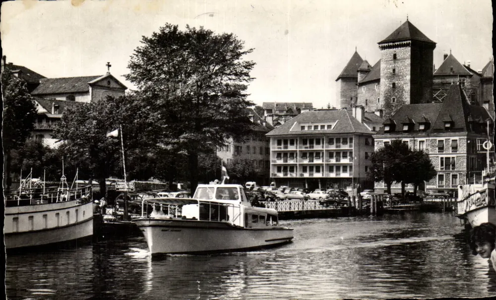Anneyce - Le Port - Le Château — Édition Annecy - Frente