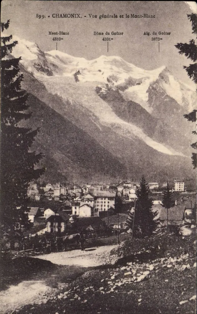 Chamonix — Vista geral e o Mont-Blanc — Editor não identificado, número de série 899 - Frente