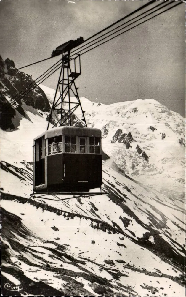 Partida para a Aiguille du Midi — Refúgio Aiguille du Midi — Comtier Imprimac - Frente